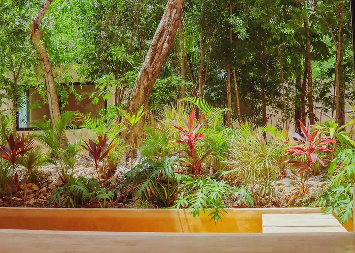 1st Flr Chic Jungle 1br Priv Pool Steam & Gym