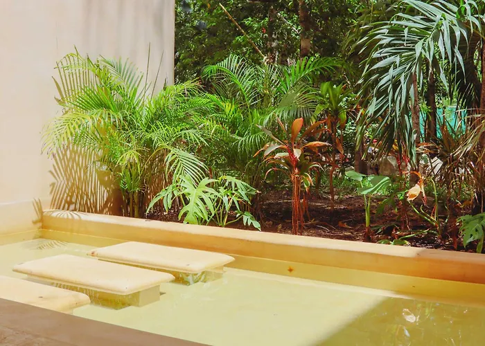 1st Flr Chic Jungle 1br Priv Pool Steam & Gym Сasa de vacaciones Tulum